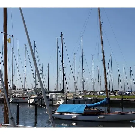 Lemkenhafen Luettes Glueck